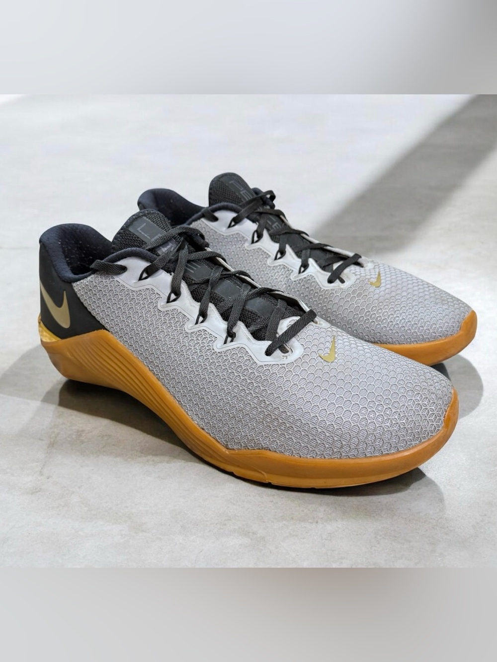 Nike Metcon 5 Wolf Grey & Black | Gum Sole Men’s Size 13
